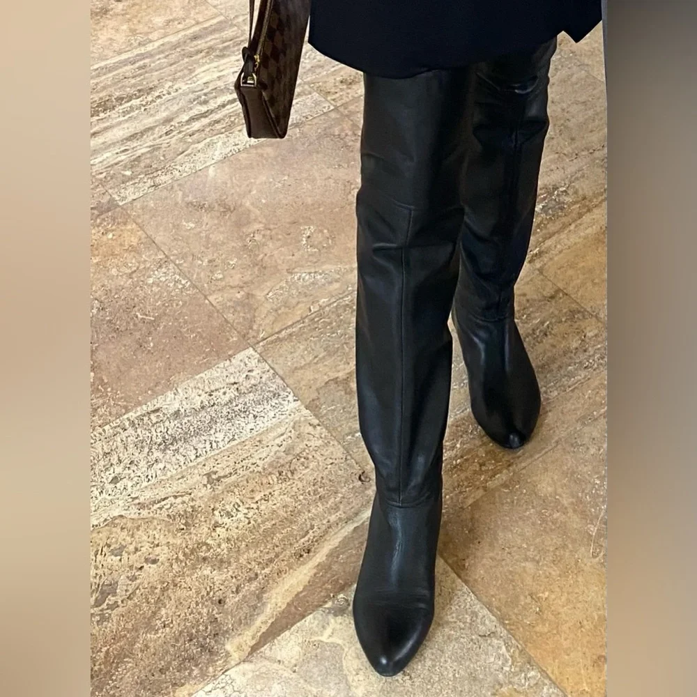 Aee Leather Over The Knee Boots flat heel black Pull on women size 6